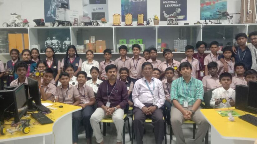 ROBOTICS WORKSHOP (2)