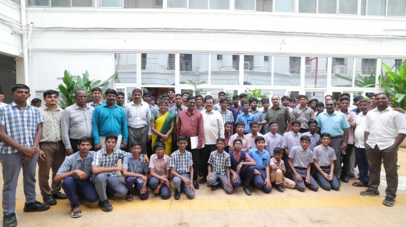 WhatsApp Image 2025-10-15 at 21.02.51