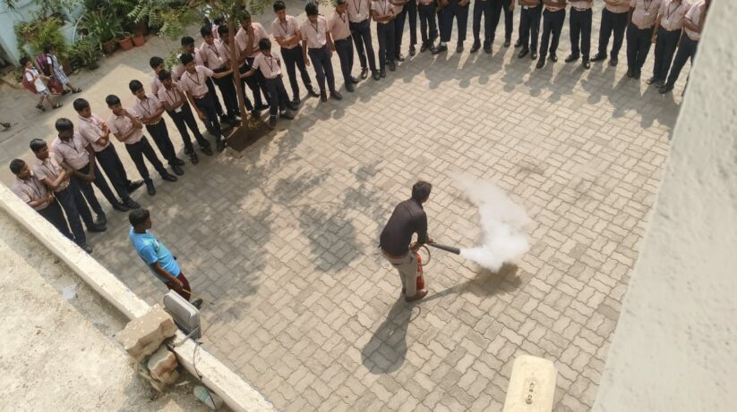 WhatsApp Image 2025-12-11 at 21.06.13